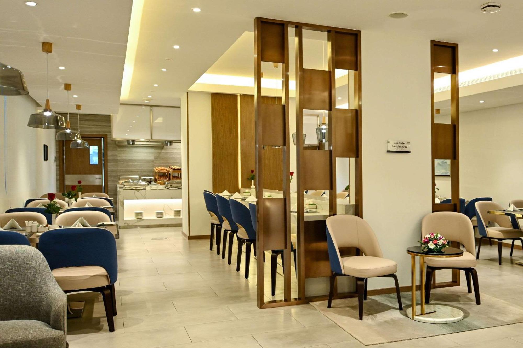 Comfort Hotel Jeddah King Road Exterior foto
