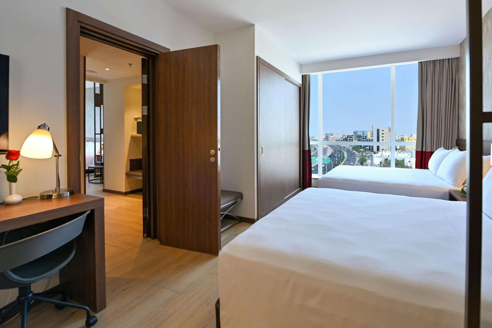 Comfort Hotel Jeddah King Road Exterior foto