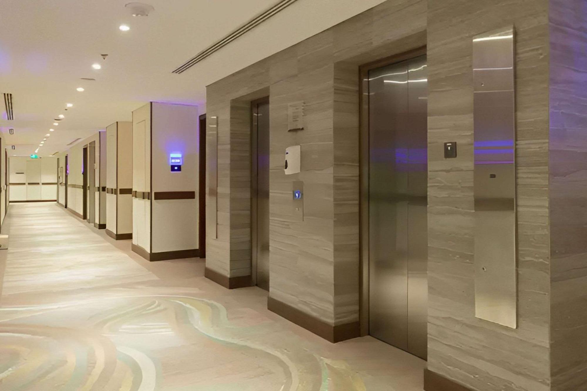 Comfort Hotel Jeddah King Road Exterior foto